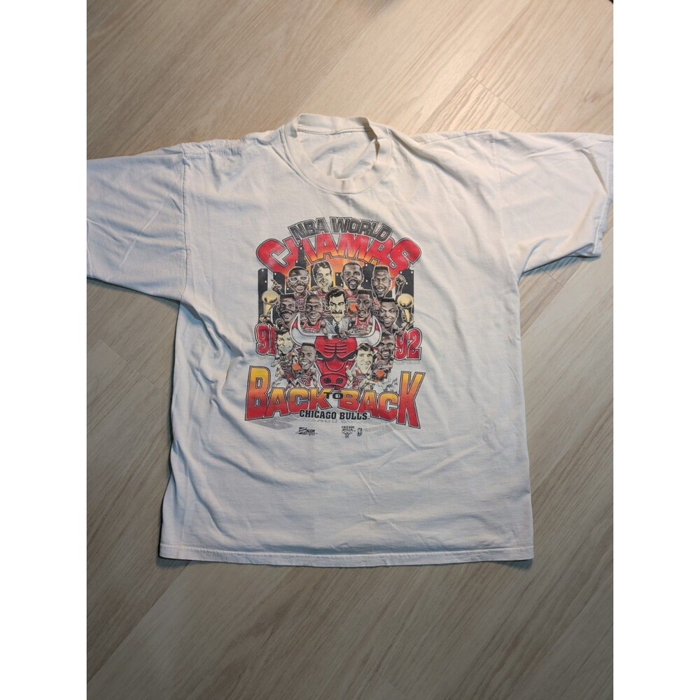 Vtg 90s Chicago Bulls NBA World Champs 91’ 92’ T-shirt Size XL Cartoon Graphic
